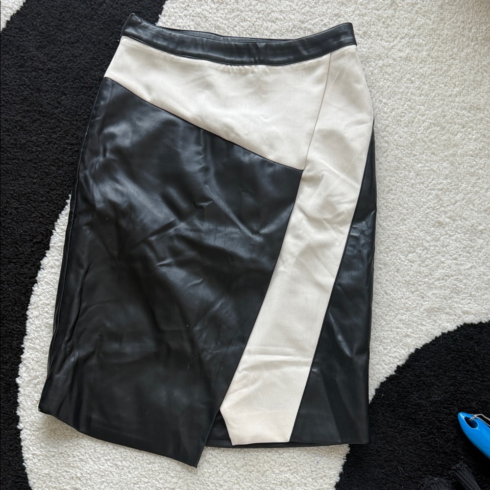 SHEIN Black and Cream Colorblock Pencil Skirt
